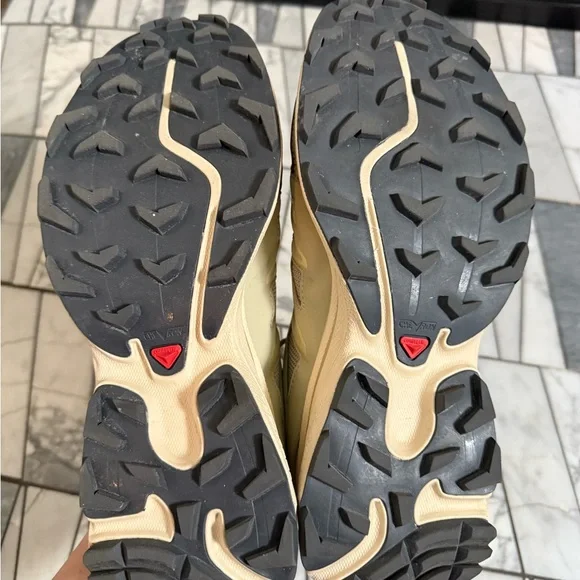 Salomon XT-6 Expanse Sneakers Women's Beige and Mint color women’s 9.5 - Picture 4 of 6